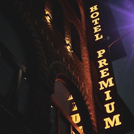 Hotel Premium Pristina Exterior foto
