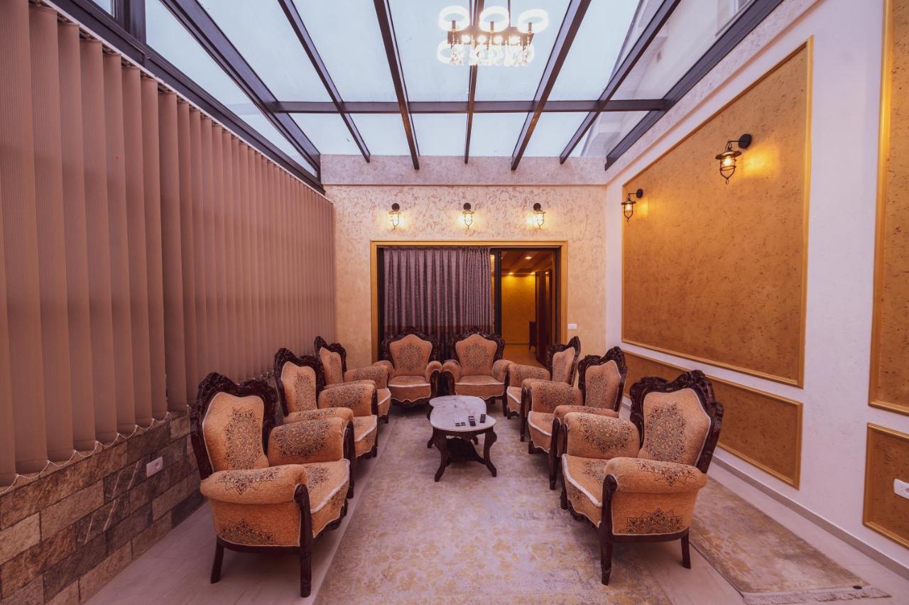 Hotel Premium Pristina Exterior foto