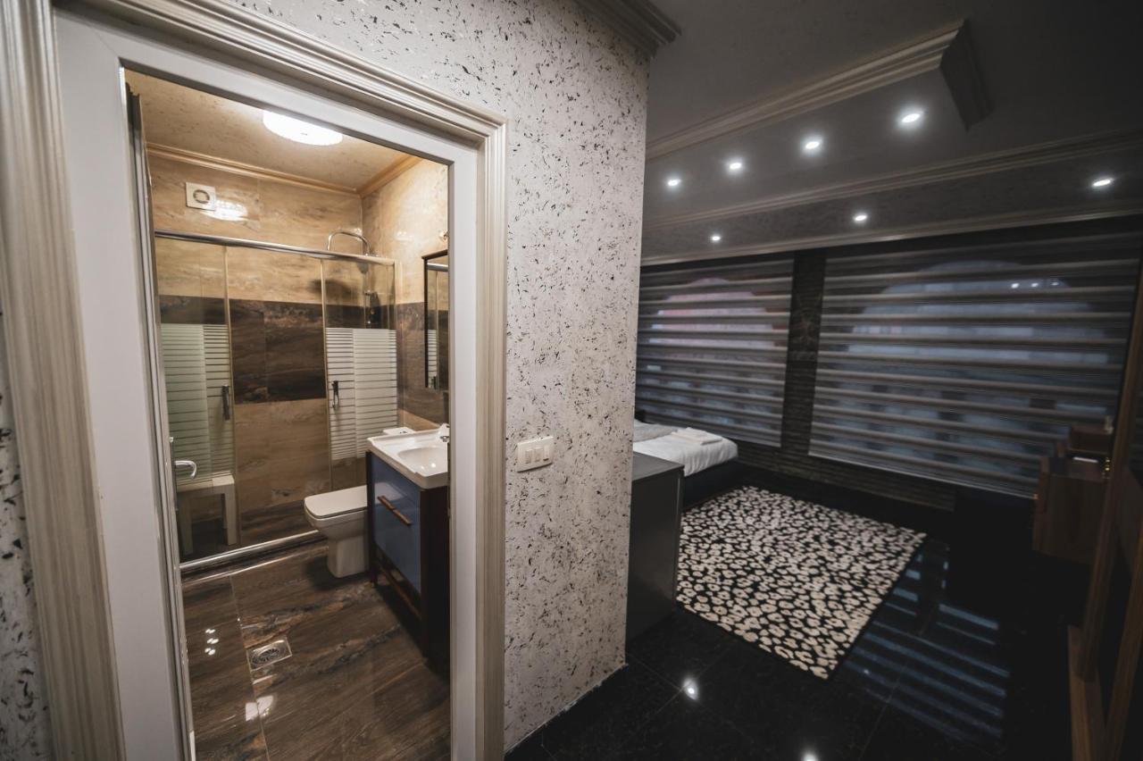 Hotel Premium Pristina Exterior foto