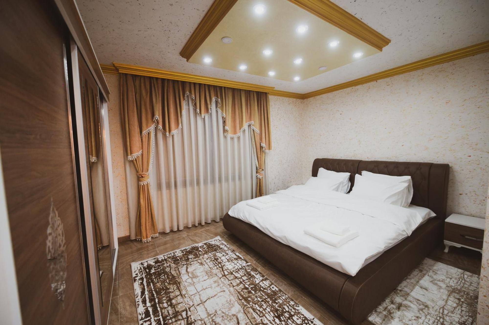 Hotel Premium Pristina Exterior foto