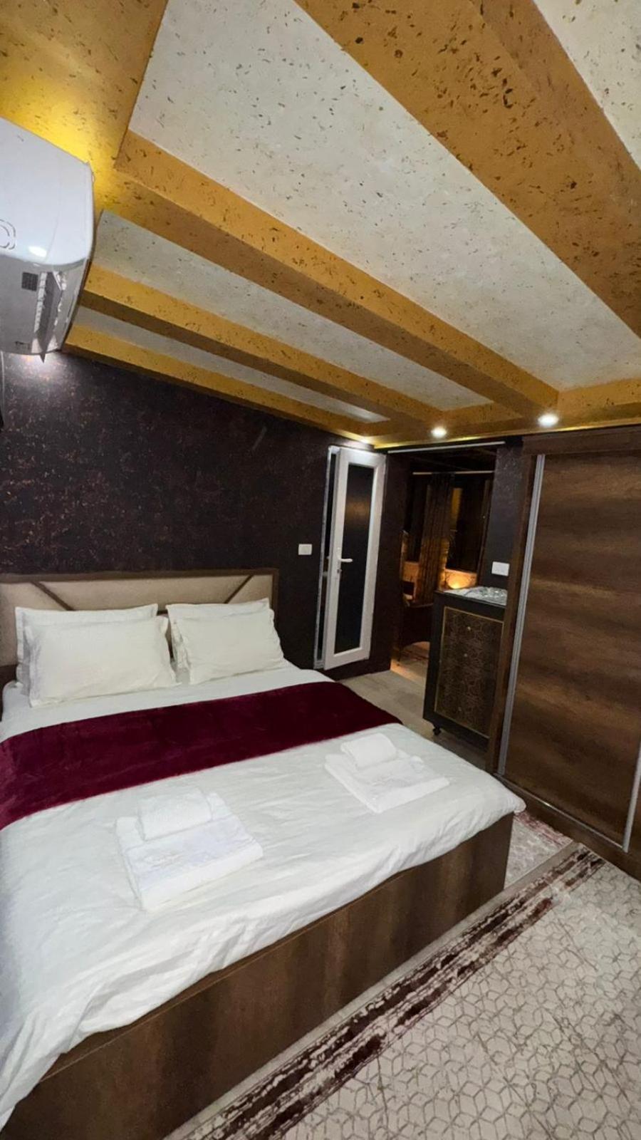 Hotel Premium Pristina Exterior foto